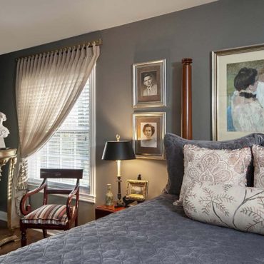 Interior Bedroom Designs by Linda Tully