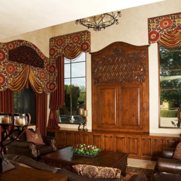 Linda Tully Interior Family Room Designs